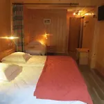 L'arveyron Open House Hotel