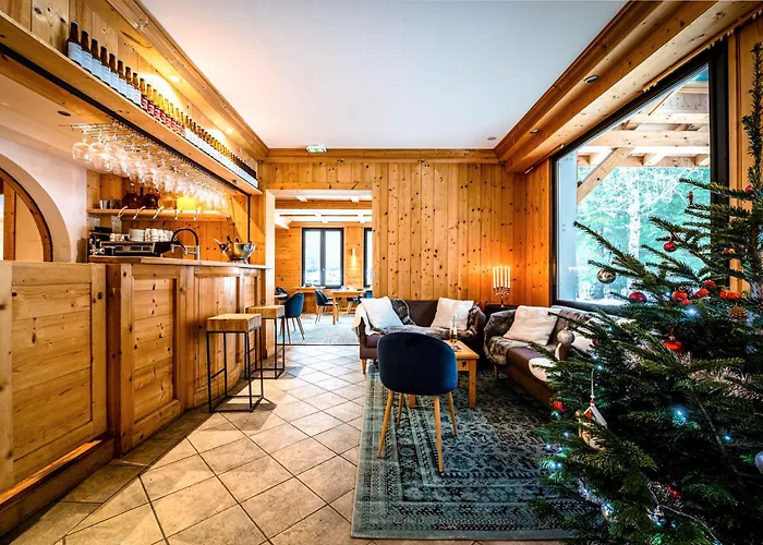 Hotel L'arveyron Open House