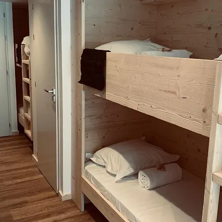 L'arveyron Open House Hotel 3*