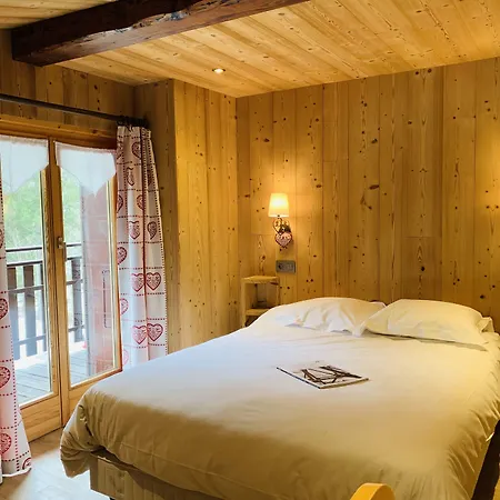 Hotel L'arveyron Open House