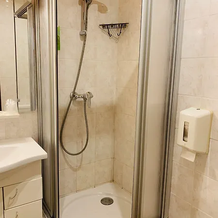 Hotell L'arveyron Open House 3*